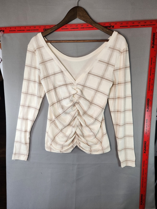 Chaser Tops - Chaser Cream Plaid Ruched Long-Sleeve Top